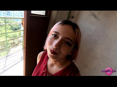 ❤️ Донишҷӯи шаҳвонӣ як бегонаро дар берун мекашад - конча дар рӯи ӯ ❌ Супер секс дар tg.pinkporno.ru ❌️
